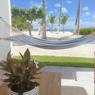 Beachfront condo on Los Corales Beach, Playa Bavaro - Punta Cana - 9