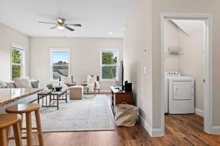 Water,Power,WIFI- 10 Min to Downtown AVL - Asheville - 1