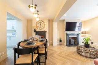 Stylish Three Bedroom Period Home - 5