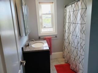 Nice room in Federal Hill, Downtown with shared bathroom and kitchen bd - Providence - 1