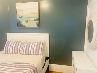 Nice room in Federal Hill, Downtown with shared bathroom and kitchen bd - Providence - 3