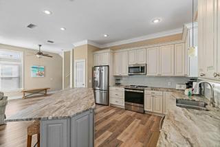 Sandy Shore Retreat gulf view sleeps 10 - Santa Rosa Beach - 0