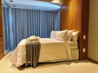 Studio 250m da PRAIA I PISCINA no ROOFTOP com VISTA DESLUMBRANTE I AR-CONDICIONADO I WiFi 100Mbps I ESTACIONAMENTO I Portaria 24h - Salvador - 2