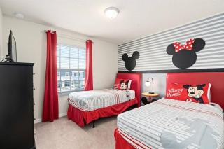 Mickey Themed 5BR Pool Home, Near Clubhouse - 0