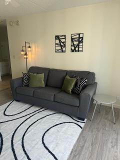 1505- Heart of Waikiki with Kitchen - Free Parking - King Bed - Corner Unit - Mountain View Unit - Honolulu - 7