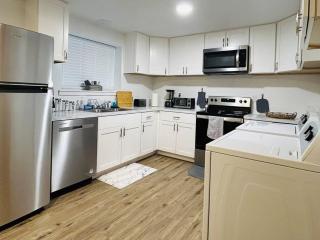 WesterHaven- 2 bd Garden Level - 3