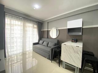 Strategic 2BR at Gateway Pasteur Apartment By Travelio - Bandung - 0