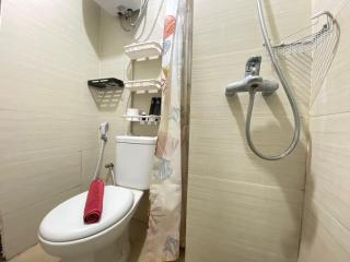 Strategic 2BR at Gateway Pasteur Apartment By Travelio - Bandung - 1