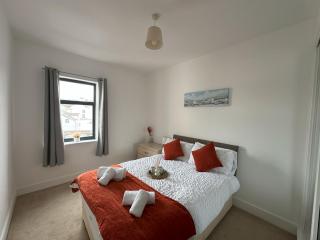 Sea View Apartment - 3