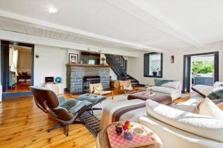 Classic Country 6 Bedroom - 9