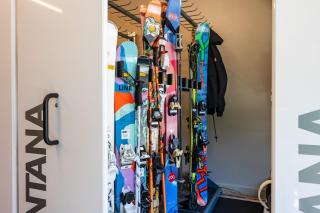 Modern 3-Bedroom Ski-In Ski-Out Retreat with Mountain Views & Resort Amenities - Park City - 2