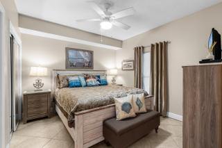 Beachfront Retreat! Family Friendly 1BD Getaway! by Dolce Vita Getaways PCB! - Panama City Beach - 9