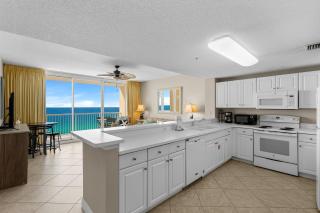 Beachfront Retreat! Family Friendly 1BD Getaway! by Dolce Vita Getaways PCB! - Panama City Beach - 7