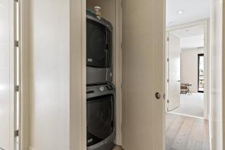 Modern 3-Bedroom Ski-In Ski-Out Retreat with Mountain Views & Resort Amenities - Park City - 1