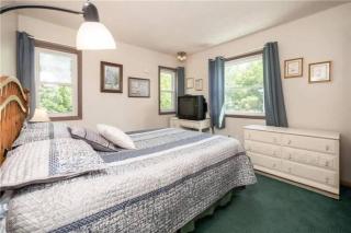 5-Bedroom Lakefront, private beach wifi AC boat & - Tobyhanna - 5