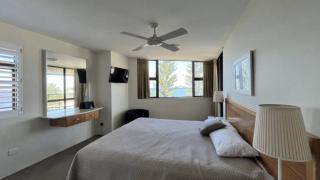 Gazeaway Unit 18 - Caloundra - 4