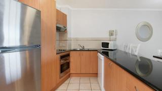 Grand Pacific Unit 19 - Caloundra - 7