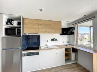 Mobil-home Grand Confort, 4 pers, 2 ch, Piscine chauffée, Wifi, Animaux, Parking - FR-1-361A-93 - Jullouville-les-Pins - 6