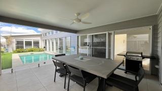 Marina View - Pelican Waters - 4