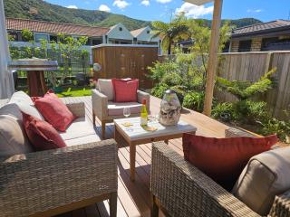 Private Hideaway with Beach & Marina Access - Waikawa - 0