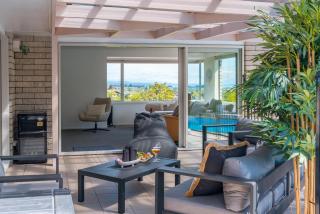 Tuis and Pools - Lake Taupo Holiday Home - Taupo - 8