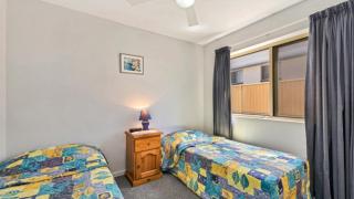 Unit 5 'dulkara' Kings Beach - 4