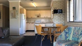 White Opal Unit 4 - Caloundra - 6