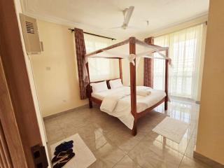Seabreeze Escape 2-Bedroom Master Ensuite - Mtwapa - 6