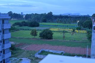 Hotel Skylights Bangalore Airport - - 1