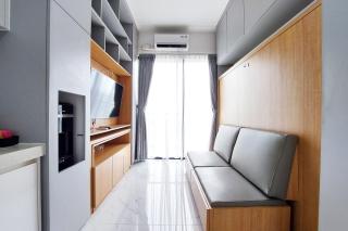Minimalist and Cozy Studio at Sky House BSD Apartment By Travelio - 4
