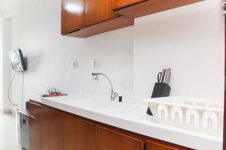 Comfort Studio at Signature Park Grande Apartment By Travelio - Jakarta - 5
