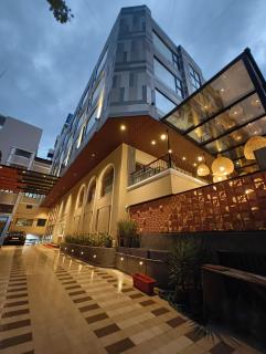 The Luxant Hotel - 3