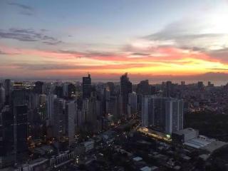 66F 1 BR Penthouse with 2 Balconies Panoramic View - Manila - 2