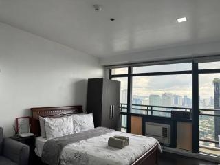 Gramercy Studio with City View fast WIFI Free use of Amenities - Manilla - 9