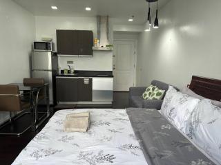 Gramercy Studio with City View fast WIFI Free use of Amenities - Manilla - 8