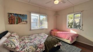 Sandy Days 4551 - Caloundra - 2