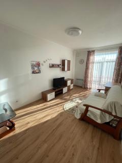 Апартаменти з балконом студія без окремої спальні - 0