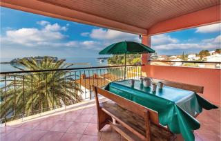 Nice Apartment In Banjol With Kitchen - 6