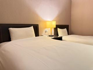 Well Garden Hotel - 1