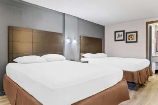 Rodeway Inn & Suites - Saginaw - 6