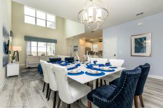 Last Minute Disney Getaway! Private Pool, Hot Tub & Games Room. Book Now! #39088 - Kissimmee - 3