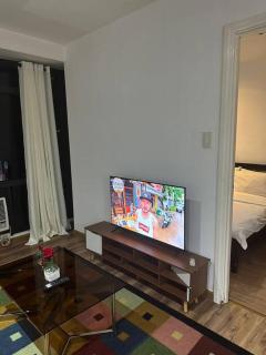 Spacious Corner 1 Bedroom with Balcony Gramercy - Manila - 9