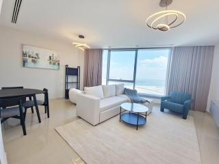 HARF5110-Luxury 1BR w pool & GYM - Abu Dhabi - 0