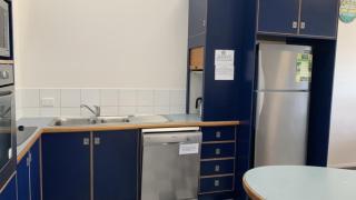 Unit 10 Sea Eagles Apartments - 4