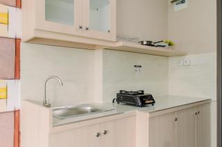 Comfortable and Cozy Studio Room at Bintaro Icon Apartment By Travelio - Tangerang - 7
