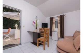 Cozy Apartment In Zuljana With Wifi - Žuljana - 9