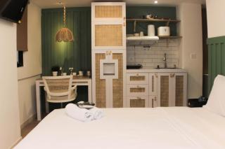 Minimalist Design Studio at Meikarta Apartment By Travelio - Bekasi - 8