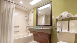 Holiday Inn Express Stony Brook-Long Island by IHG - Centereach - 9