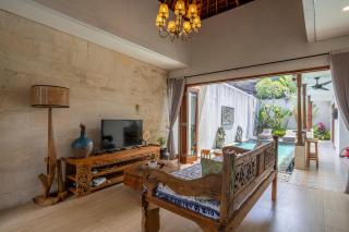 Surya Kencana Villa Ubud - Ubud - 2