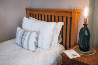 The Hideaway - Stratford Upon Avon - Central - Free Offstreet Parking - 2 Bedroom Luxury Apartment - Stratford-upon-Avon - 1
